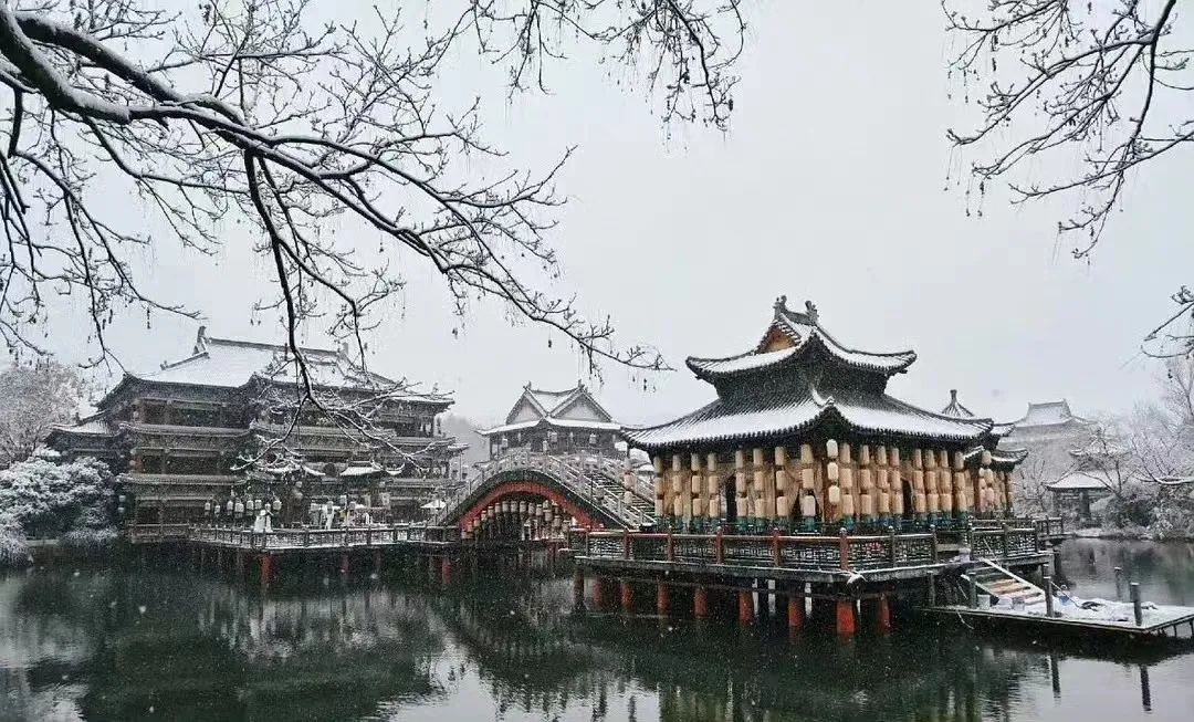 拍片保 | 2024全国反复降雪降温，制片配置人员险器材险请务必注意这些！